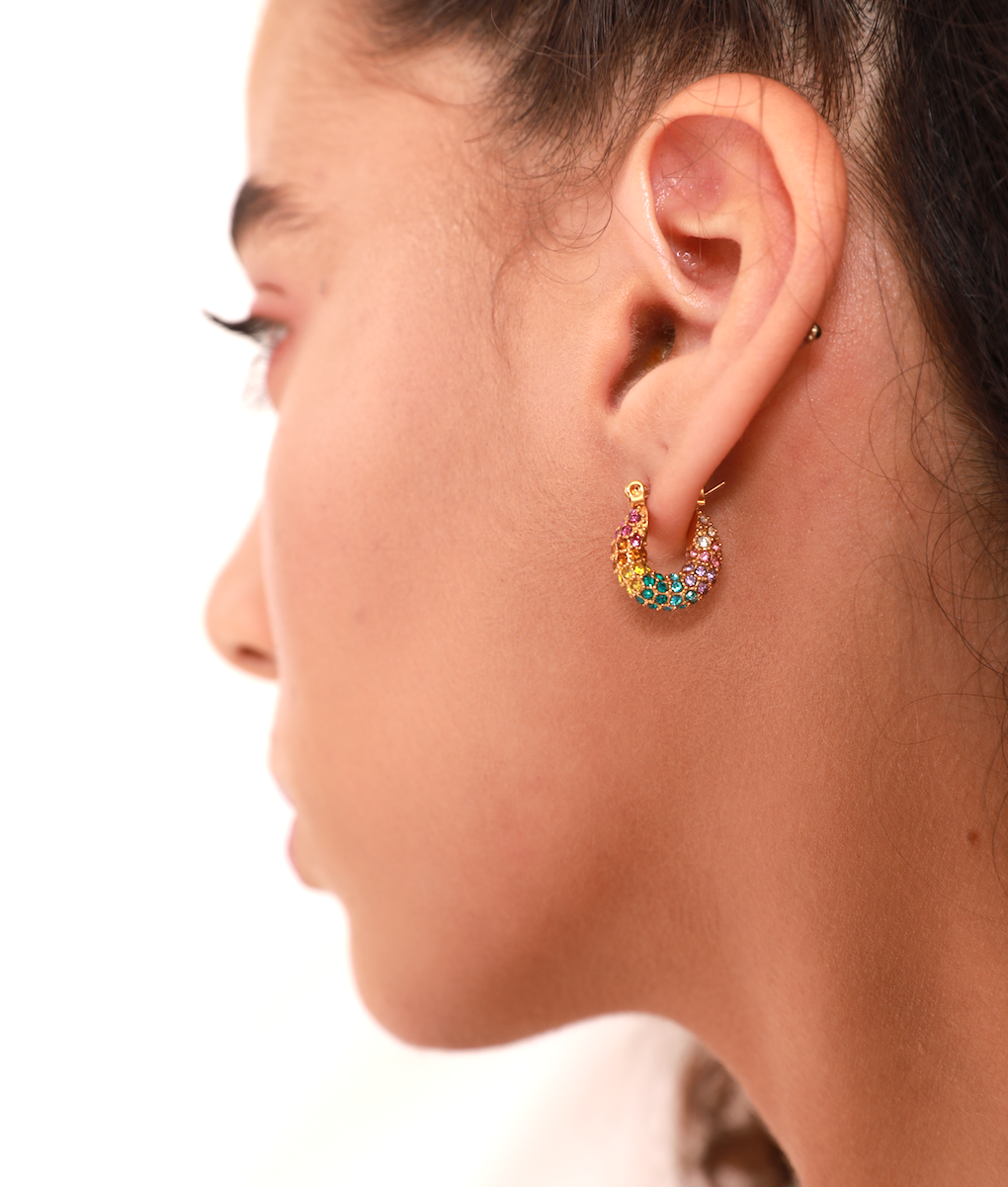 Paloma – Hammered Gold Hoop Earrings with Multicolor Stones