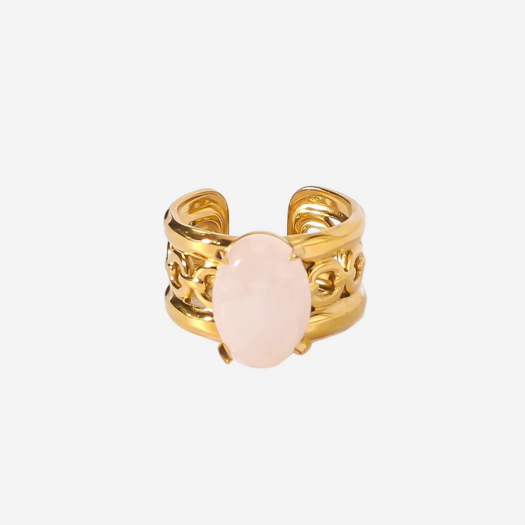 Elizabeth – Gold Band Ring with Oval White Crystal