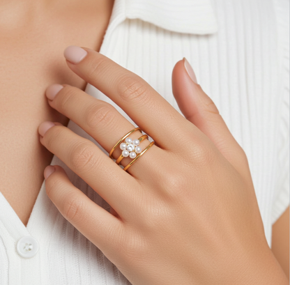 Rosalie – Three-Band Floral Ring with Pearl Flower