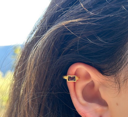 Amar – Gold Non-Piercing Ear Cuffs with Amethyst