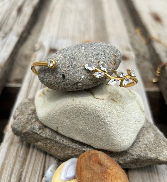 Waterproof 18K gold-plated stainless steel gold bangle with diamond zircon stones, elegant women’s jewelry Lebanon