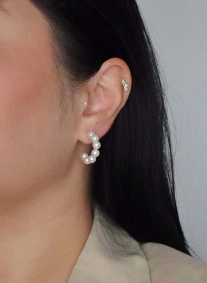 Perla – Pearl Hoop Earrings