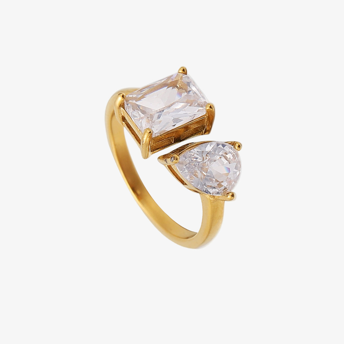 Cara Ring - Gold Ring with Pear Cut Zircon