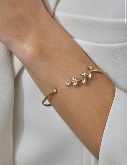 Sophia – Gold Bangle with Diamond Zircon