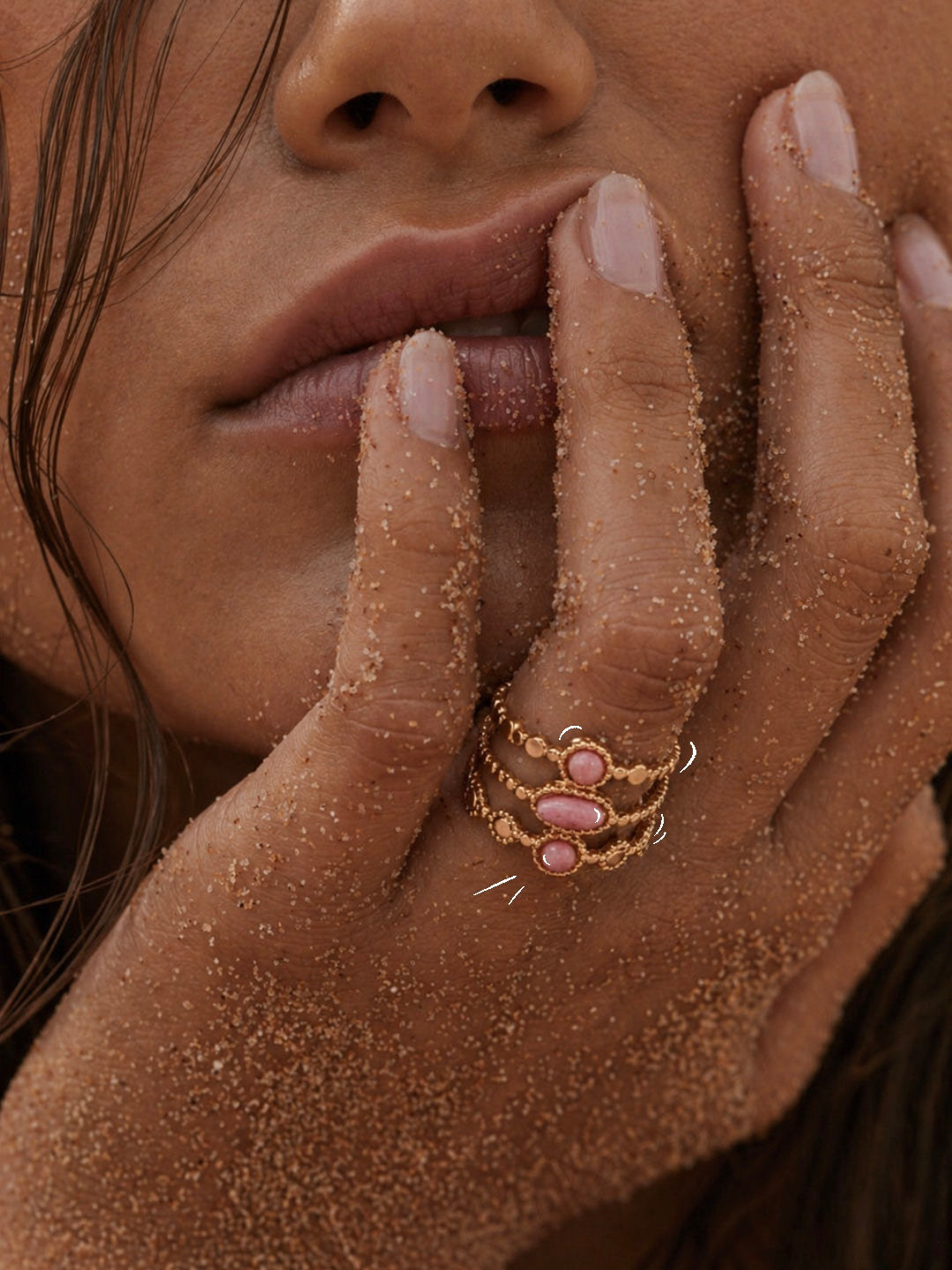 Rose – Gold Statement Ring with Rose Gemstone