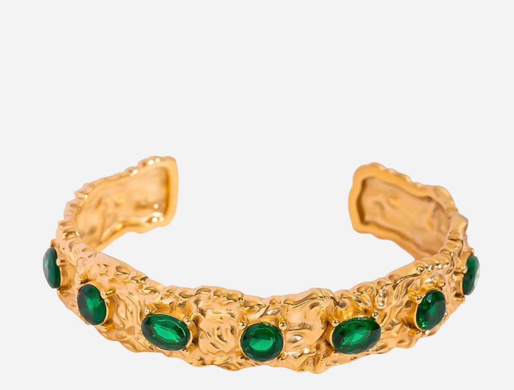 Juliette – Gold Cuff Bangle with Emerald Zircon