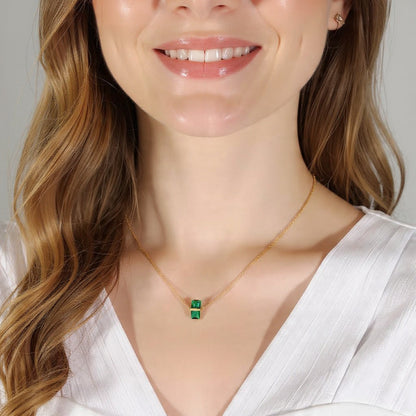 Ghiwa – Gold Necklace with Emerald Pendant