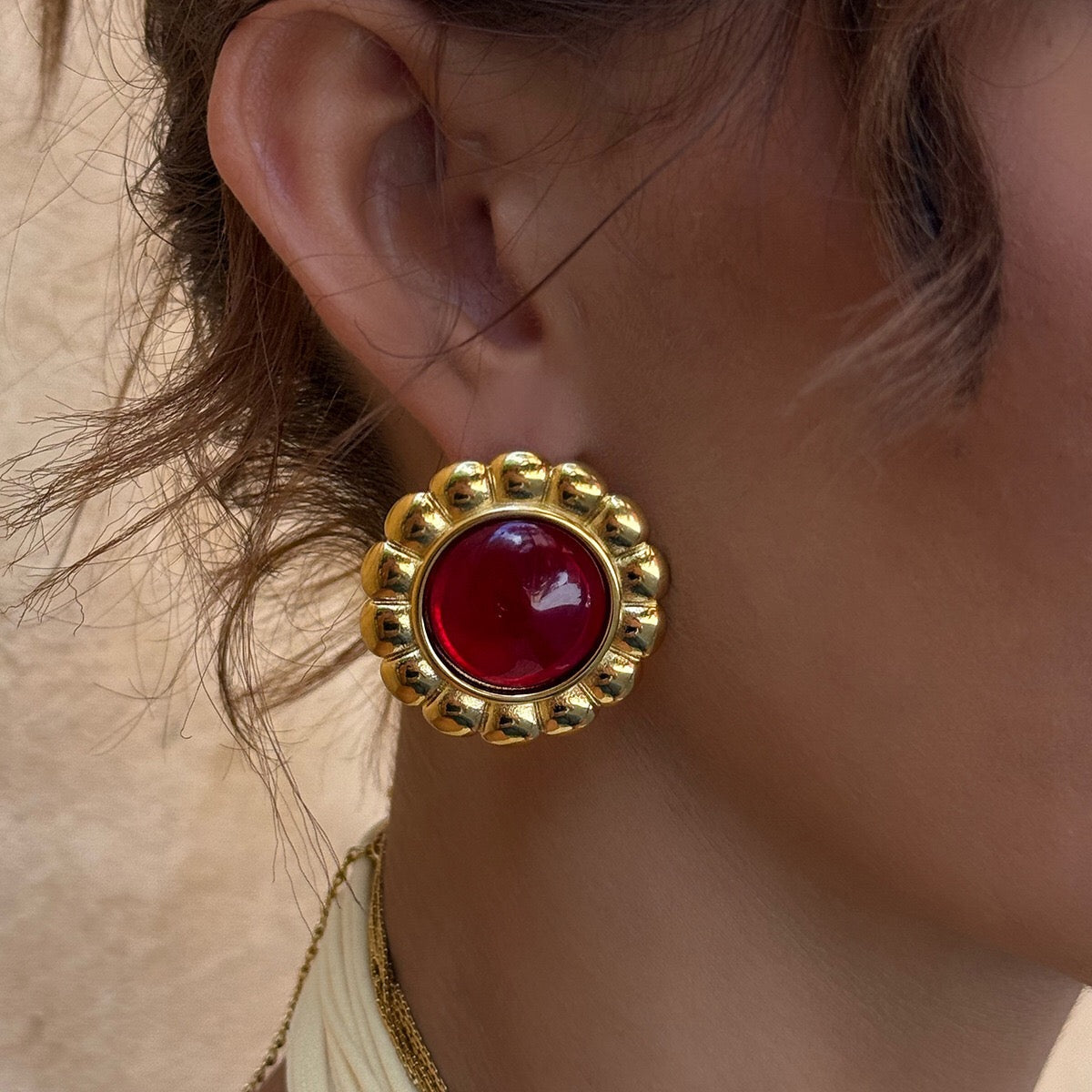 Ophelia – Floral Stud Earrings with Semi-Precious Red Stones