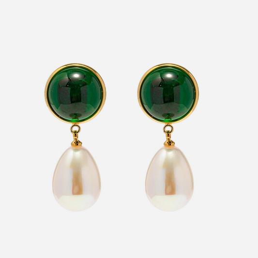 Hannah – Emerald and Pearl Drop Earrings