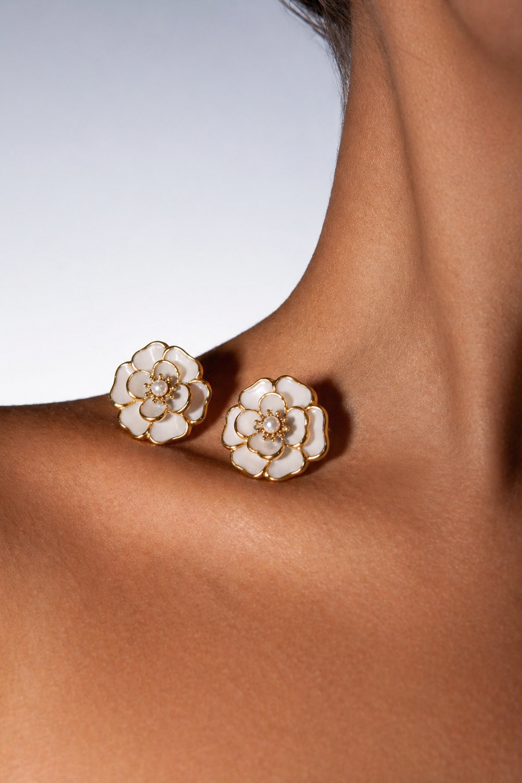 Zinnia Set - Gold Retro Floral Set with Pearl