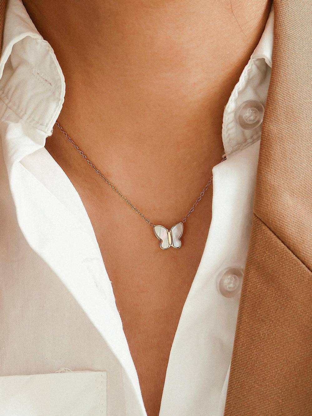 Vanessa Set – Butterfly Pendant Necklace & Stud Earrings