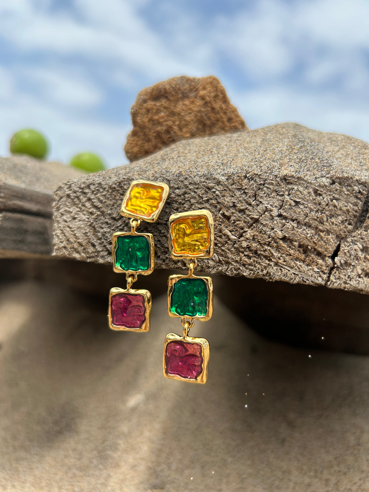Waterproof 18K gold-plated stainless steel drop earrings with three enamel stones in a vintage-inspired square design, women’s jewelry Lebanon