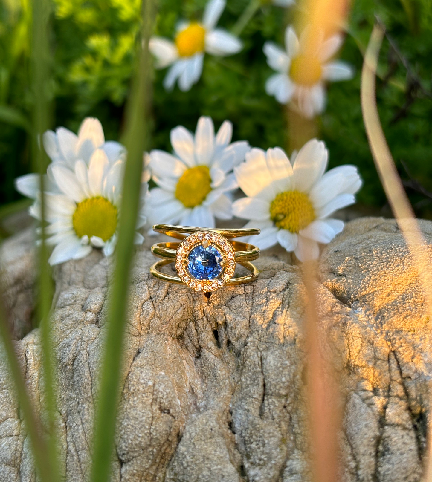 Reem – Aquamarine Gold Ring